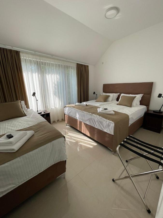 Morpheus Apartmani Sremska Mitrovica Extérieur photo