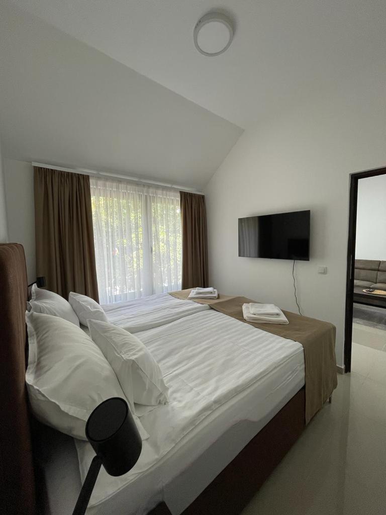 Morpheus Apartmani Sremska Mitrovica Extérieur photo