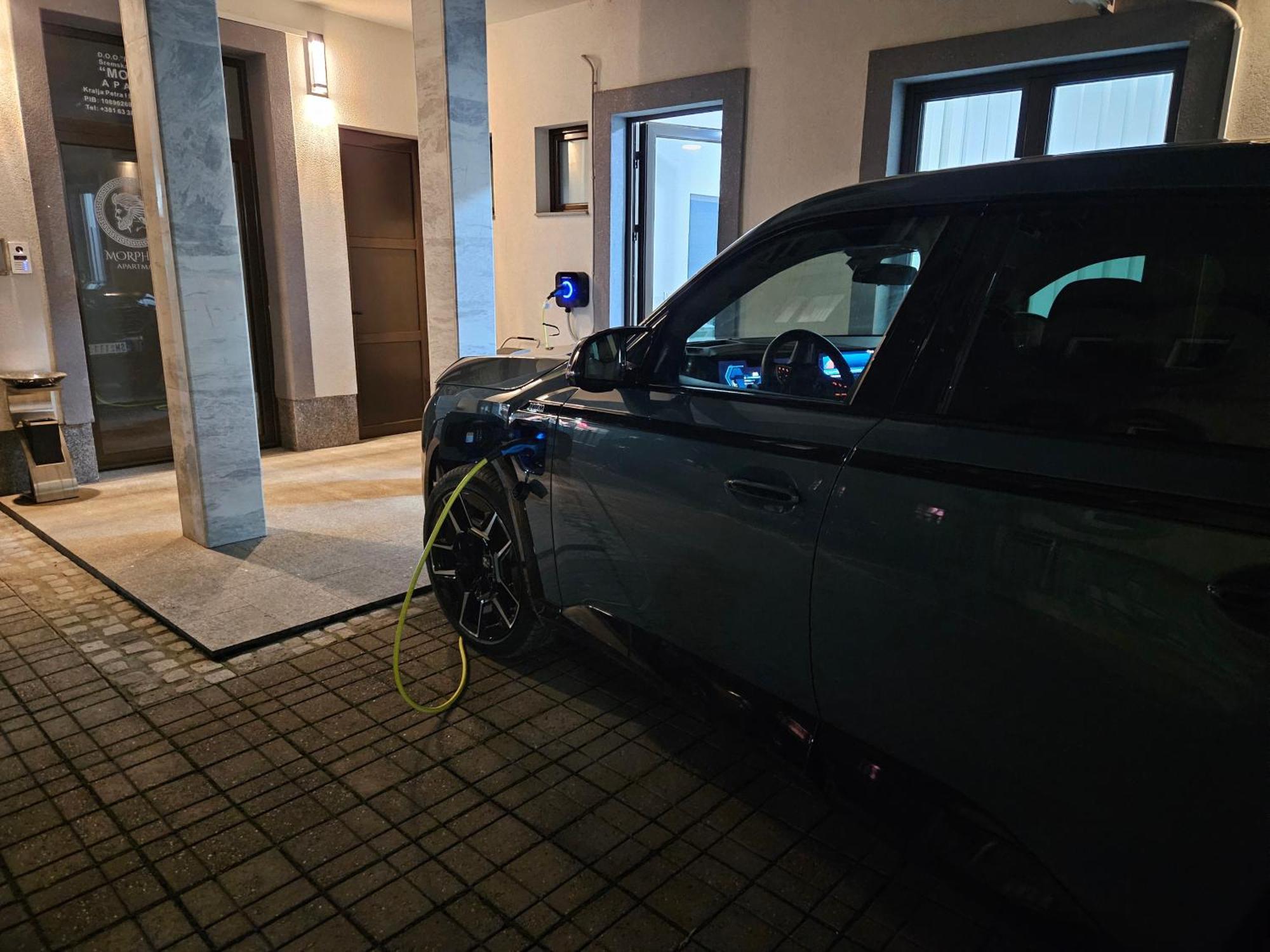 Morpheus Apartmani Sremska Mitrovica Extérieur photo